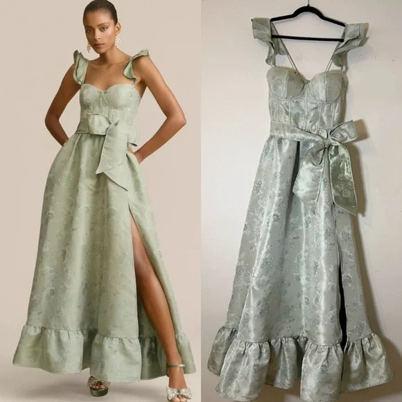 white christmas dresses The Veronica Dress in Orchid Haze Windsor 14 / Orchid Haze Windsor